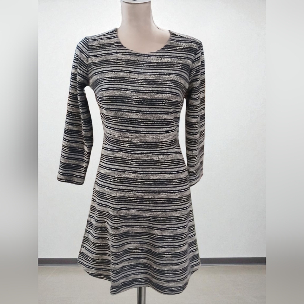 NWT Loft Blue White Textured Tweed Stripe Fit Flare Womans 2 Dress Old Money